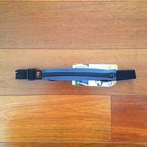 NWT SPIBelt Gray/black Adjustable small personal item belt. Size 24"-47" waist.